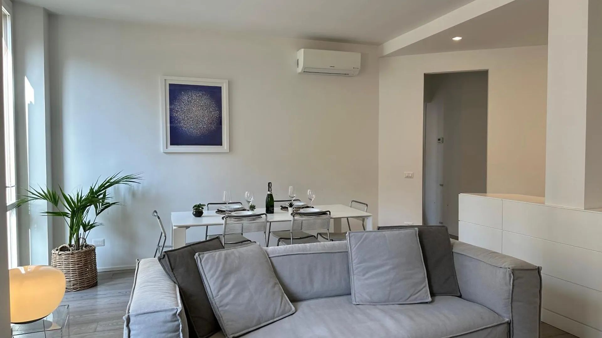 New Luxury Modern Flat In Center - Navigli/Duomo Apartment Milan